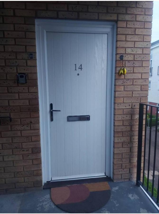 Lovely 1-Bedroom Condo With Parking On Premises Minworth Kültér fotó